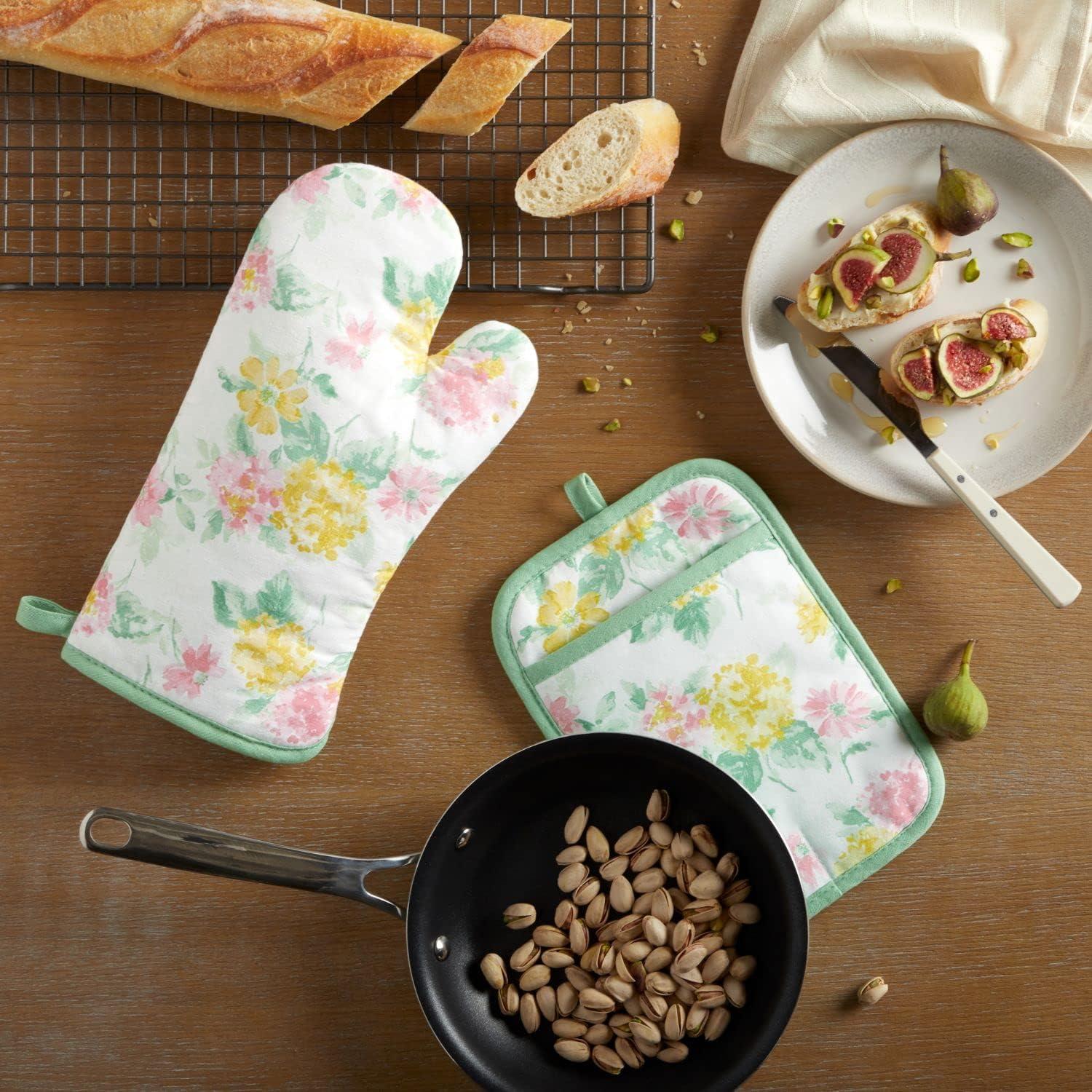 imageMartha Stewart Amber Floral Oven Mitt ampamp Pot Holder Set 2Pack PinkYellow OM 7quotx13quot ampamp PH 7quotx10quotPetal Pink