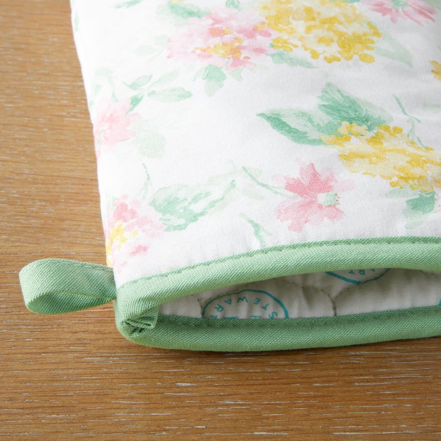 imageMartha Stewart Amber Floral Oven Mitt ampamp Pot Holder Set 2Pack PinkYellow OM 7quotx13quot ampamp PH 7quotx10quotPetal Pink