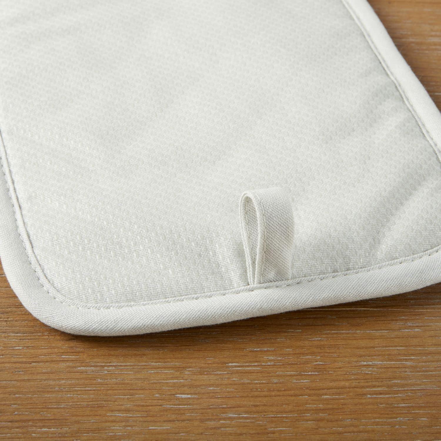 imageMartha Stewart Amber Floral Oven Mitt ampamp Pot Holder Set 2Pack PinkYellow OM 7quotx13quot ampamp PH 7quotx10quotYellowCoral