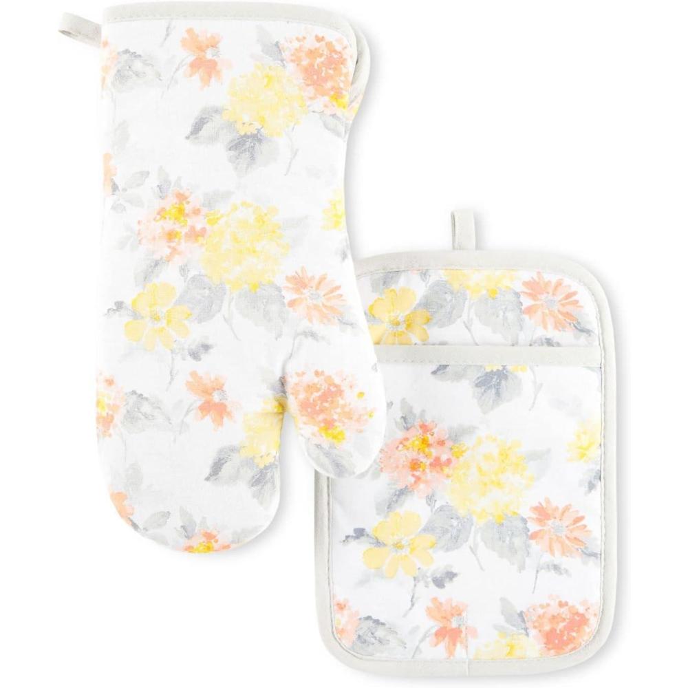imageMartha Stewart Amber Floral Oven Mitt ampamp Pot Holder Set 2Pack PinkYellow OM 7quotx13quot ampamp PH 7quotx10quotYellowCoral