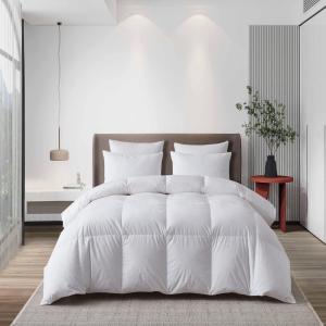 Martha Stewart Tencel™ Lyocell Cotton Blend Hungarian White Goose Down Feather Comforter King Size-750 Fill Power All Seasons Warmth Lightweight Duvet Insert Made in USA, 106″ x 90″(Full/Queen)