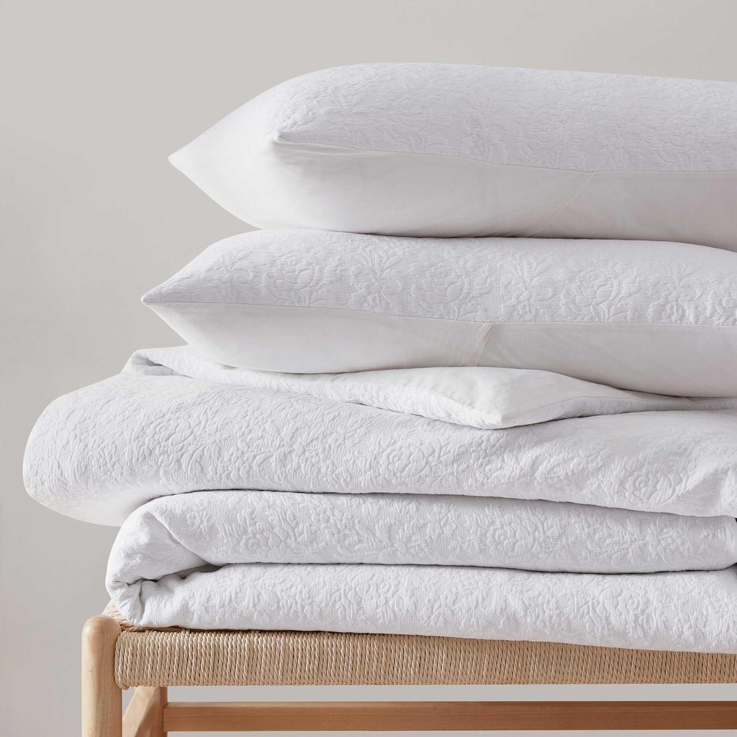image:imageMartha Stewart Queen Duvet Cover Set Crisp amp Smooth Bedding with a Cotton Percale Lightweight Feel Reversible 3 Piece Bed Set with Matching Pillowcases Simple Scallop BlueGarden Trellis White