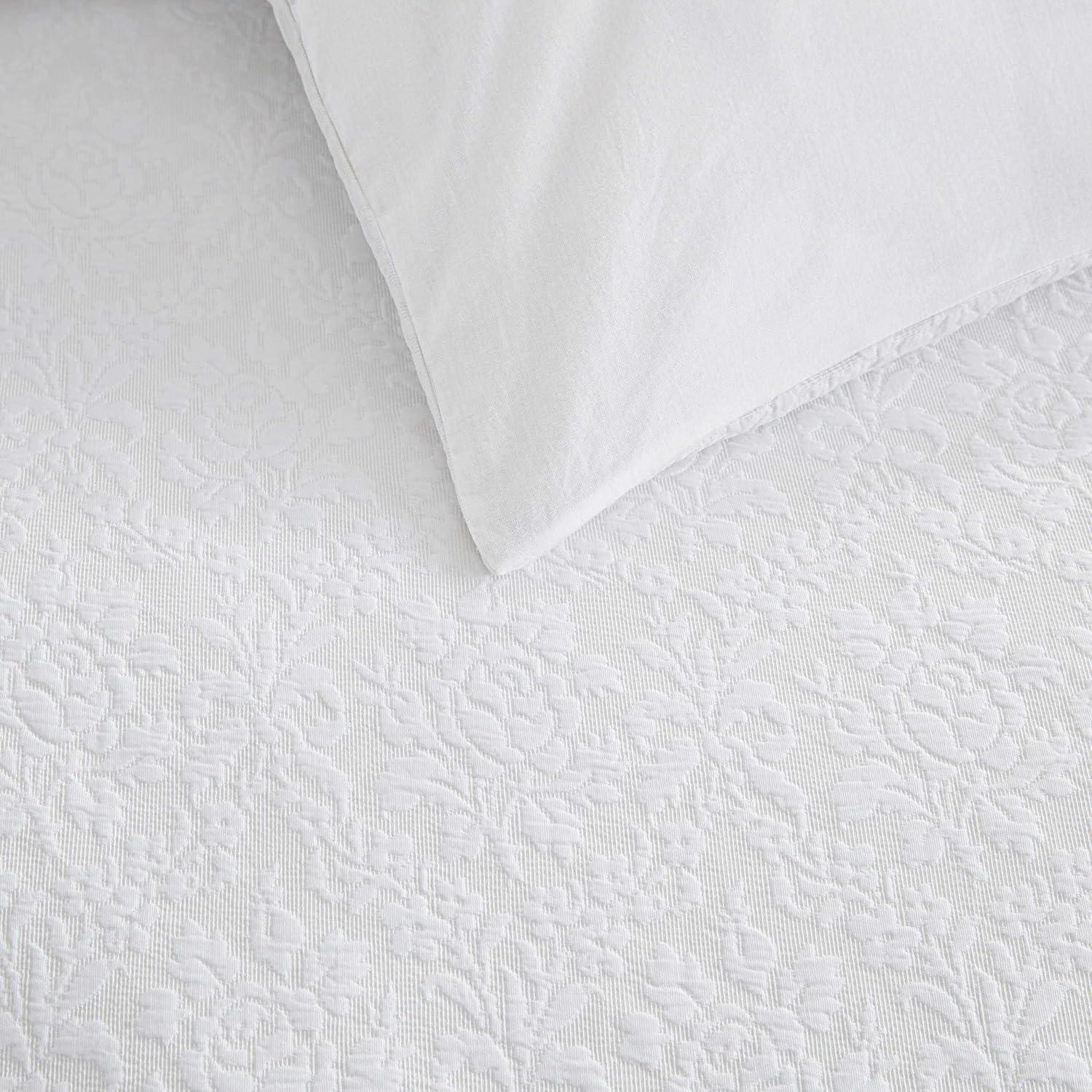 image:imageMartha Stewart Queen Duvet Cover Set Crisp amp Smooth Bedding with a Cotton Percale Lightweight Feel Reversible 3 Piece Bed Set with Matching Pillowcases Simple Scallop BlueGarden Trellis White