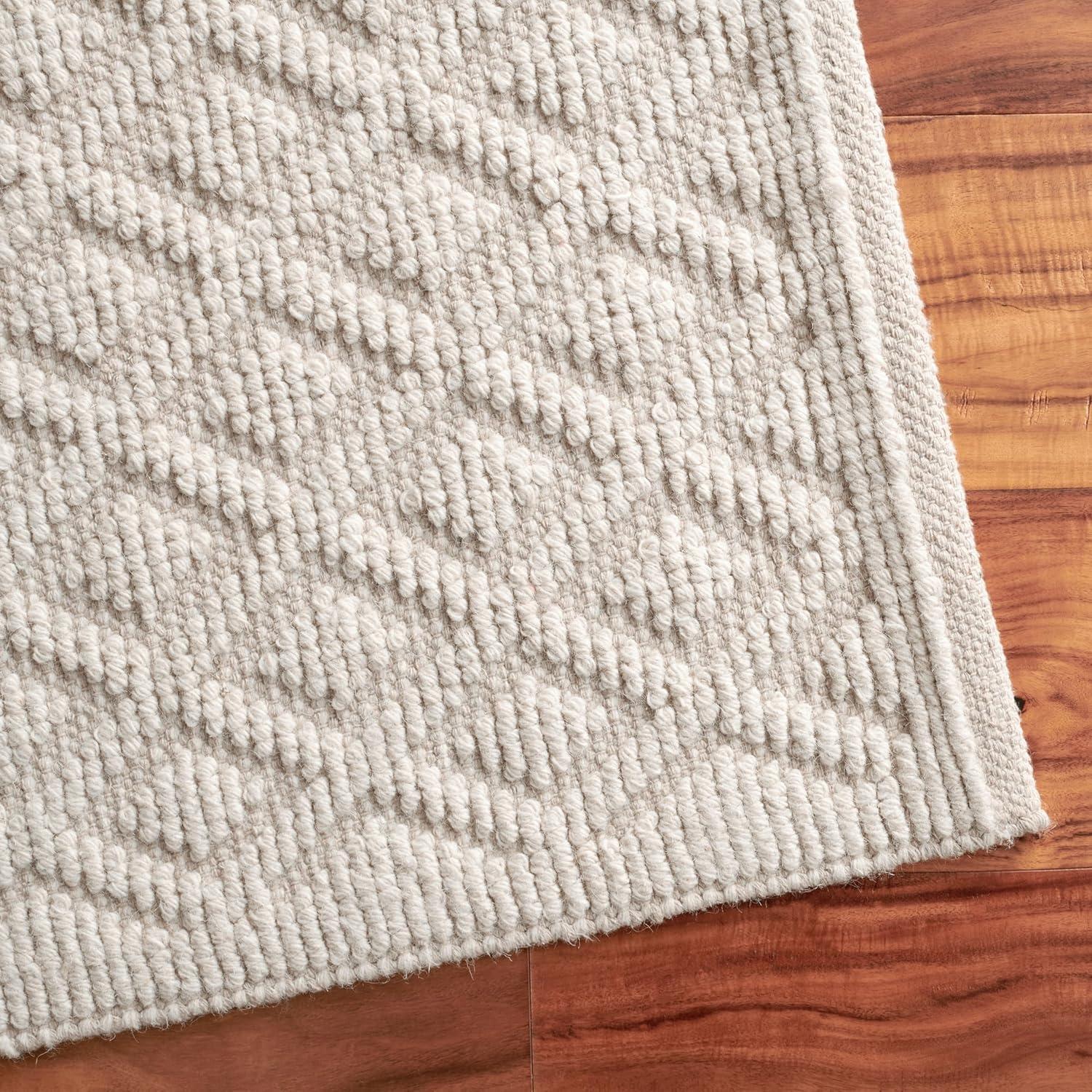image:imageMartha Stewart x SAFAVIEH Area Rug Collection 4 x 6 Ivory Handmade Wool Ideal for Living Room Foyer Bedroom Accent Space MSR3504AIvory