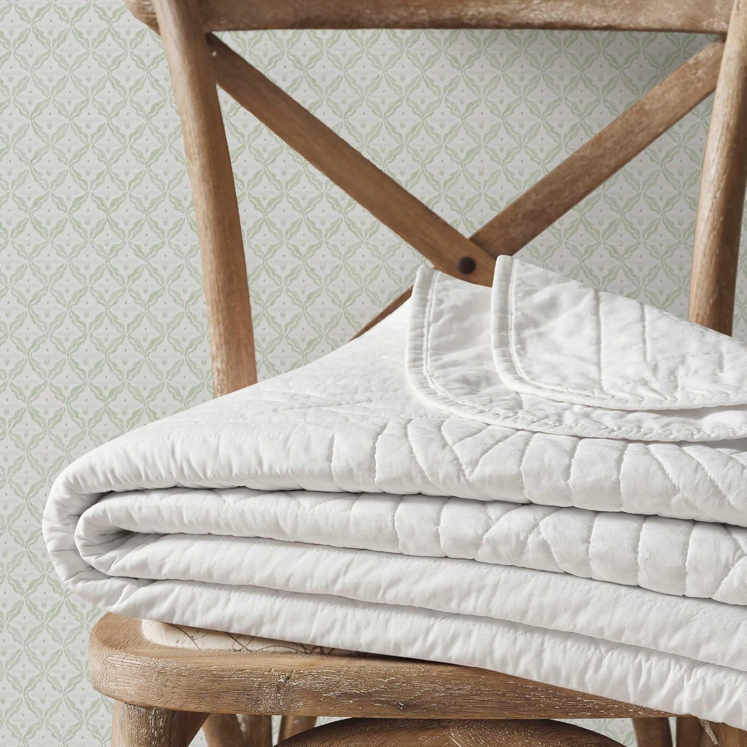 image:imageMartha Stewart Queen Size Quilt Set Soft amp Smooth Sateen Bedding with a Light and Breathable Feel 3 Piece Bed Set with Matching Pillowcases Fern Embroidery GreyVintage Scallop White