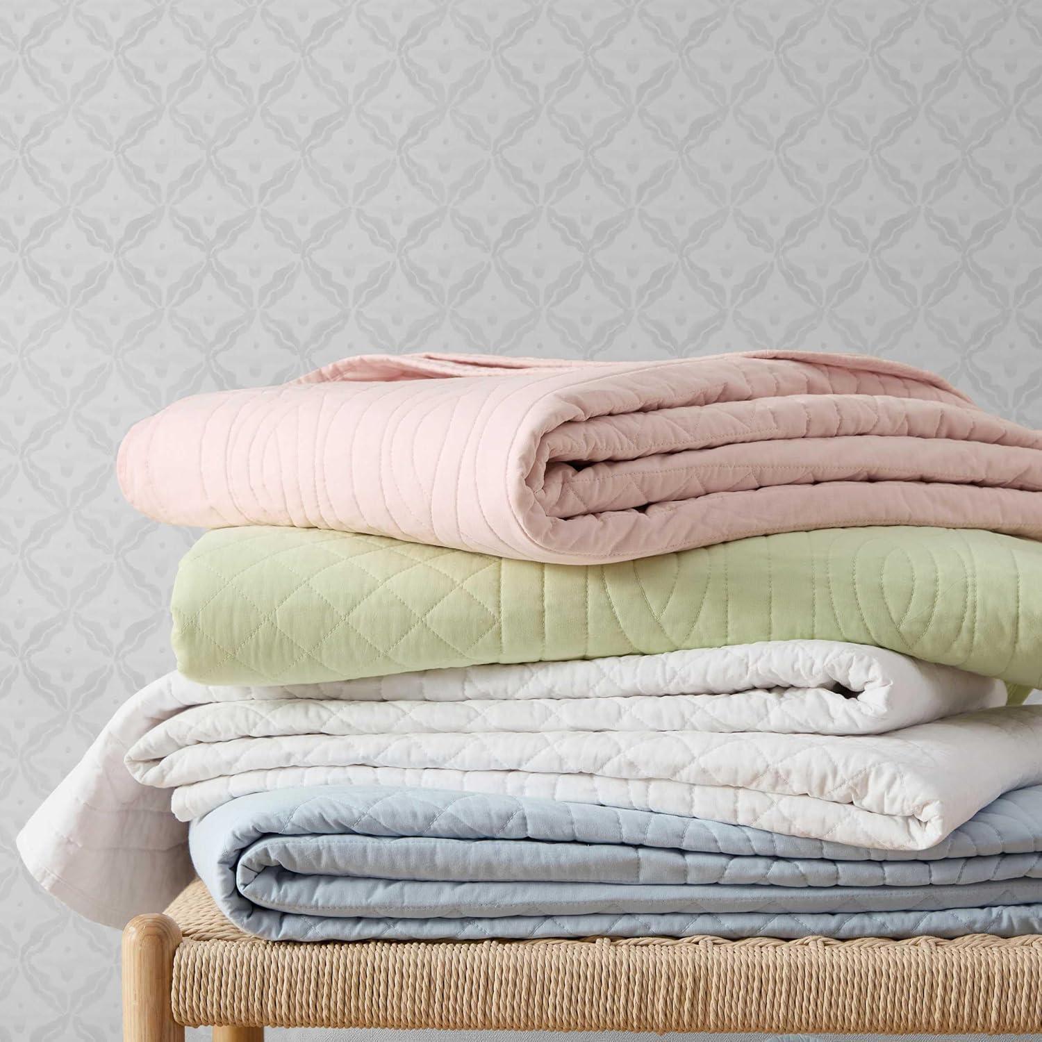 image:imageMartha Stewart Queen Size Quilt Set Soft amp Smooth Sateen Bedding with a Light and Breathable Feel 3 Piece Bed Set with Matching Pillowcases Fern Embroidery GreyVintage Scallop White