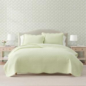 Martha Stewart – Queen Size Quilt Set, Soft & Smooth Sateen Bedding with a Light and Breathable Feel, 3 Piece Bed Set with Matching Pillowcases (Fern Embroidery Grey)(Vintage Scallop Green)