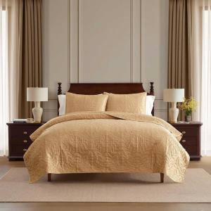 Martha Stewart – Queen Size Quilt Set, Soft & Smooth Sateen Bedding with a Light and Breathable Feel, 3 Piece Bed Set with Matching Pillowcases (Fern Embroidery Grey)(Fern Embroidery Beige)