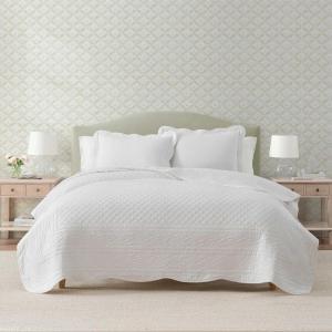 Martha Stewart – Queen Size Quilt Set, Soft & Smooth Sateen Bedding with a Light and Breathable Feel, 3 Piece Bed Set with Matching Pillowcases (Fern Embroidery Grey)(Vintage Scallop White)