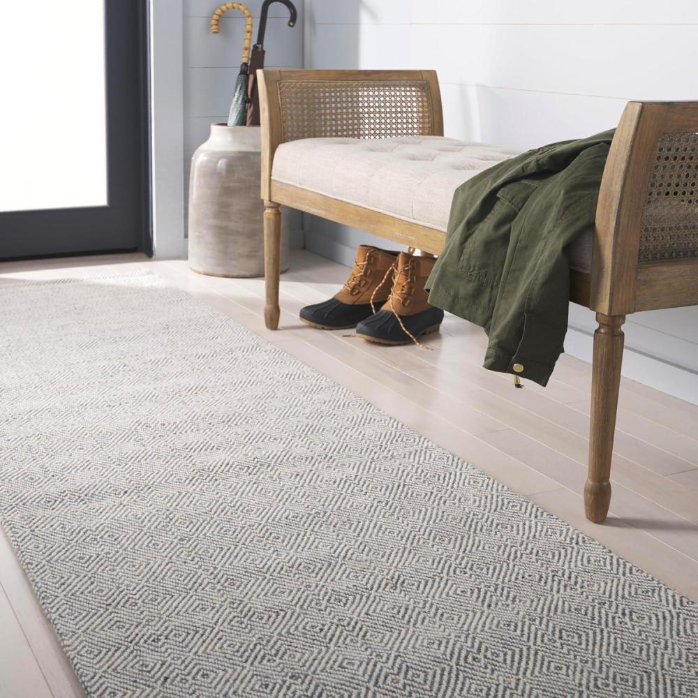 image:imageMartha Stewart x SAFAVIEH Area Rug Collection  8 x 10 Beige amp Ivory Handmade Wool Ideal for Living Room Bedroom Office Dining Space MSR9675BDark GreenIvory